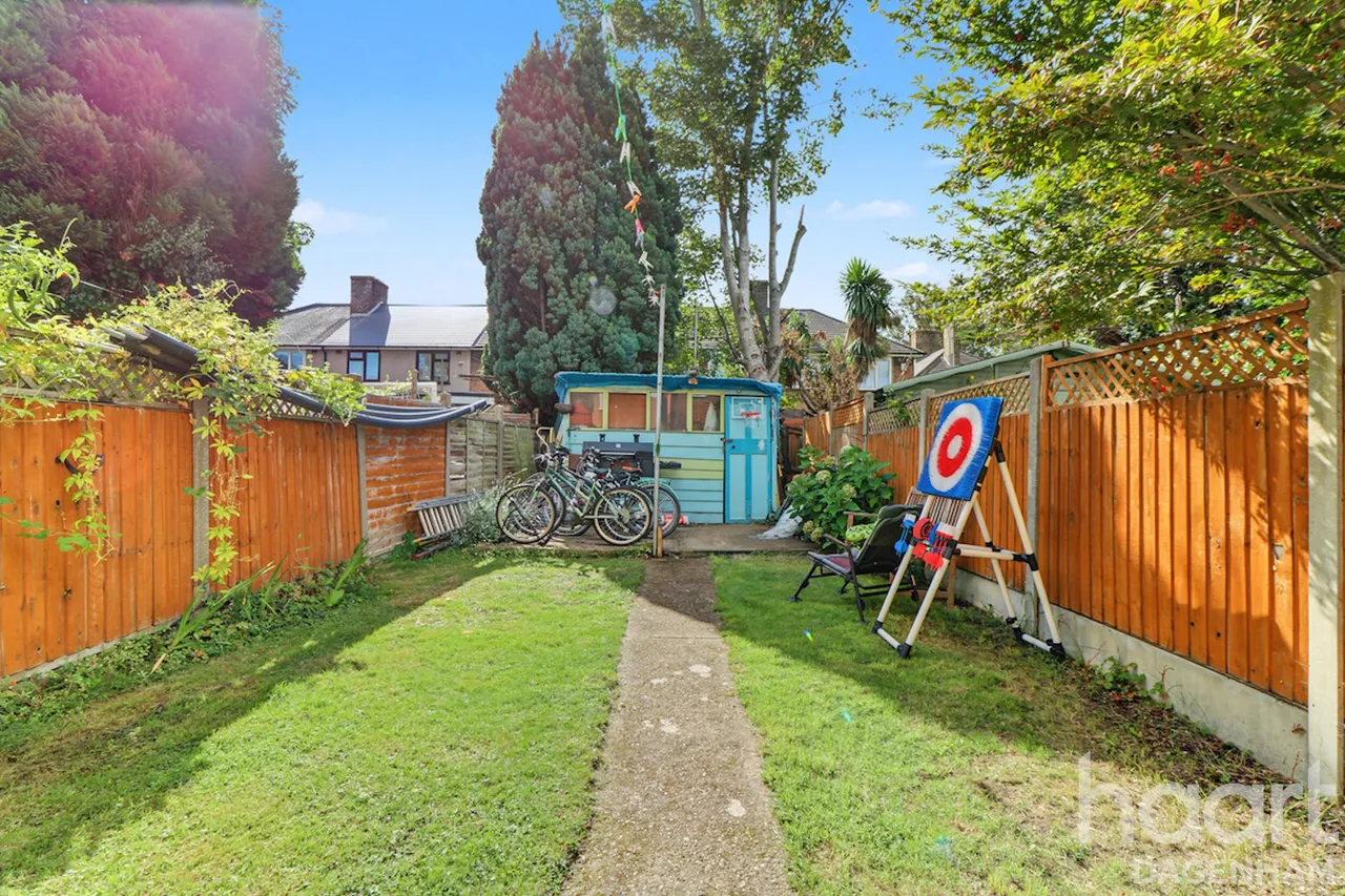 Neasham Road, Dagenham, RM8, photo 11