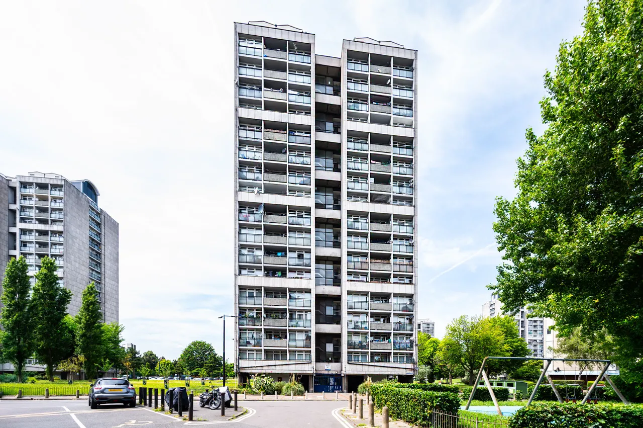 67 Brawne House, Brandon Estate, London, photo 12