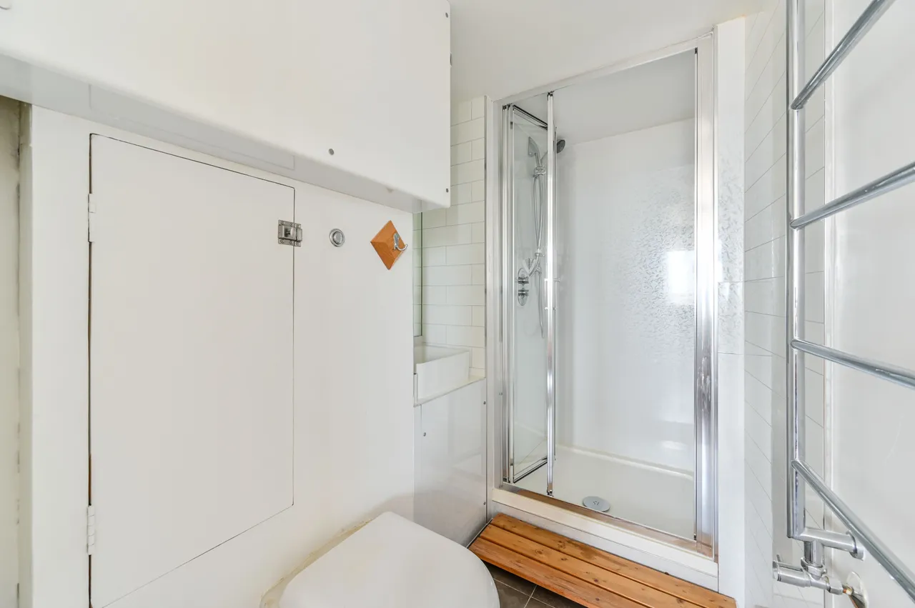 67 Brawne House, Brandon Estate, London, photo 11
