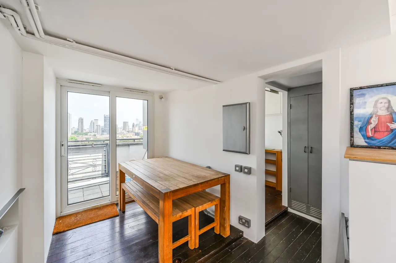 67 Brawne House, Brandon Estate, London, photo 8