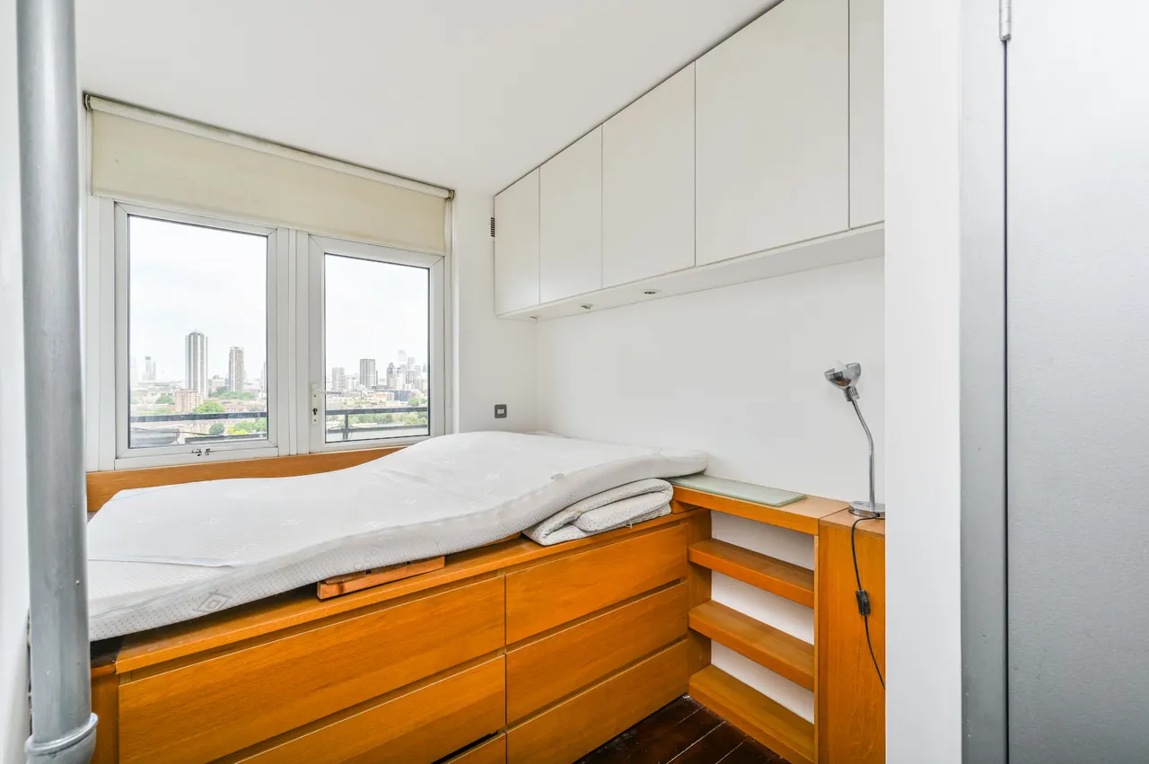 67 Brawne House, Brandon Estate, London, photo 10
