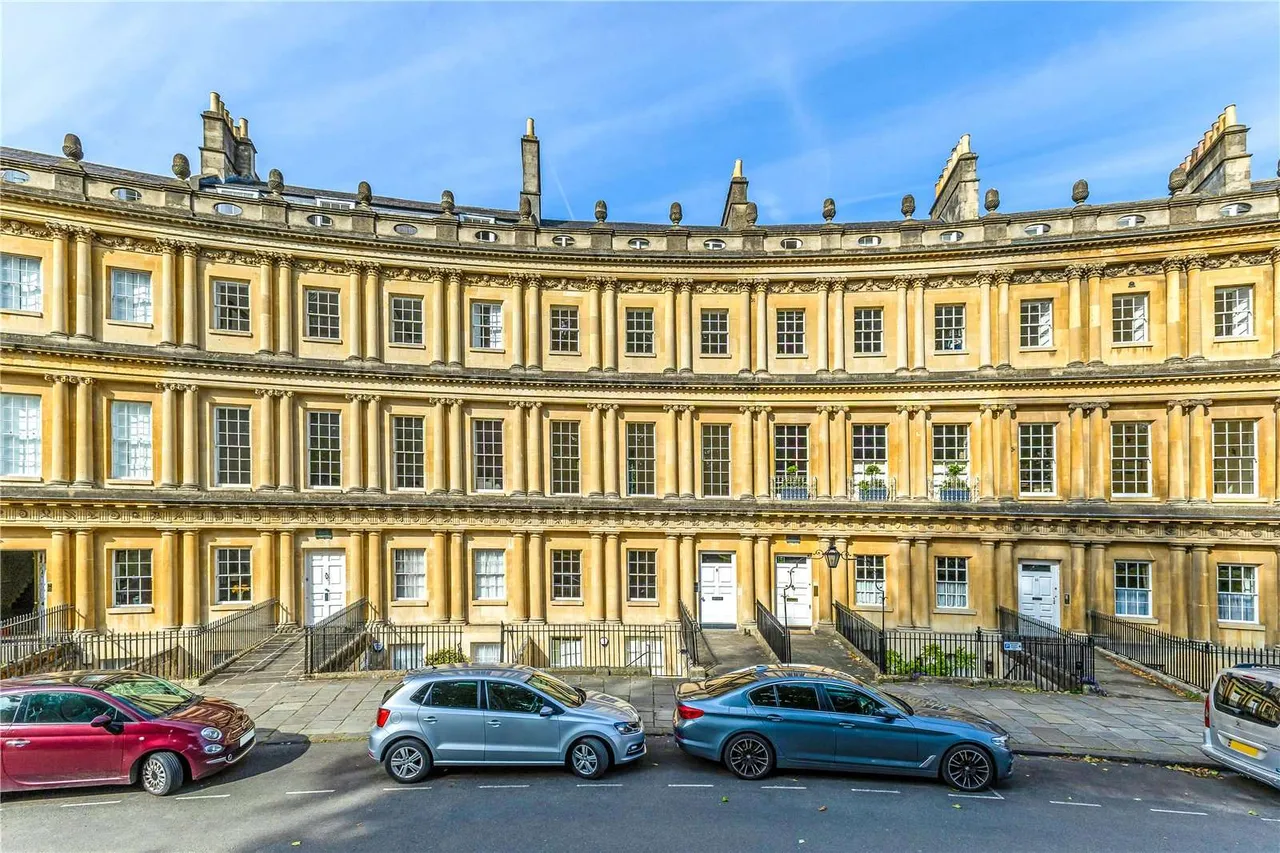 6 bed house for sale — The Circus, Bath, Somerset, BA1 2EW