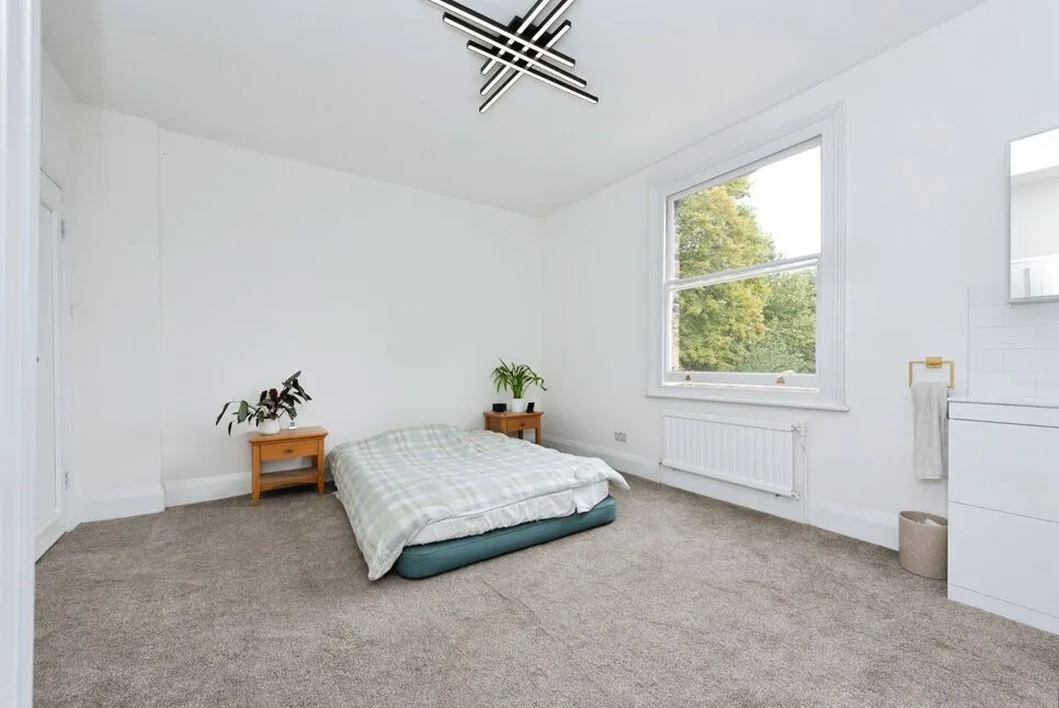St Stephens Road, Hounslow, TW3, photo 11