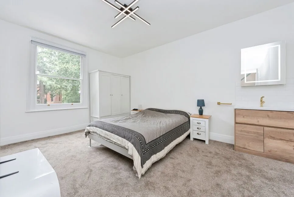St Stephens Road, Hounslow, TW3, photo 8