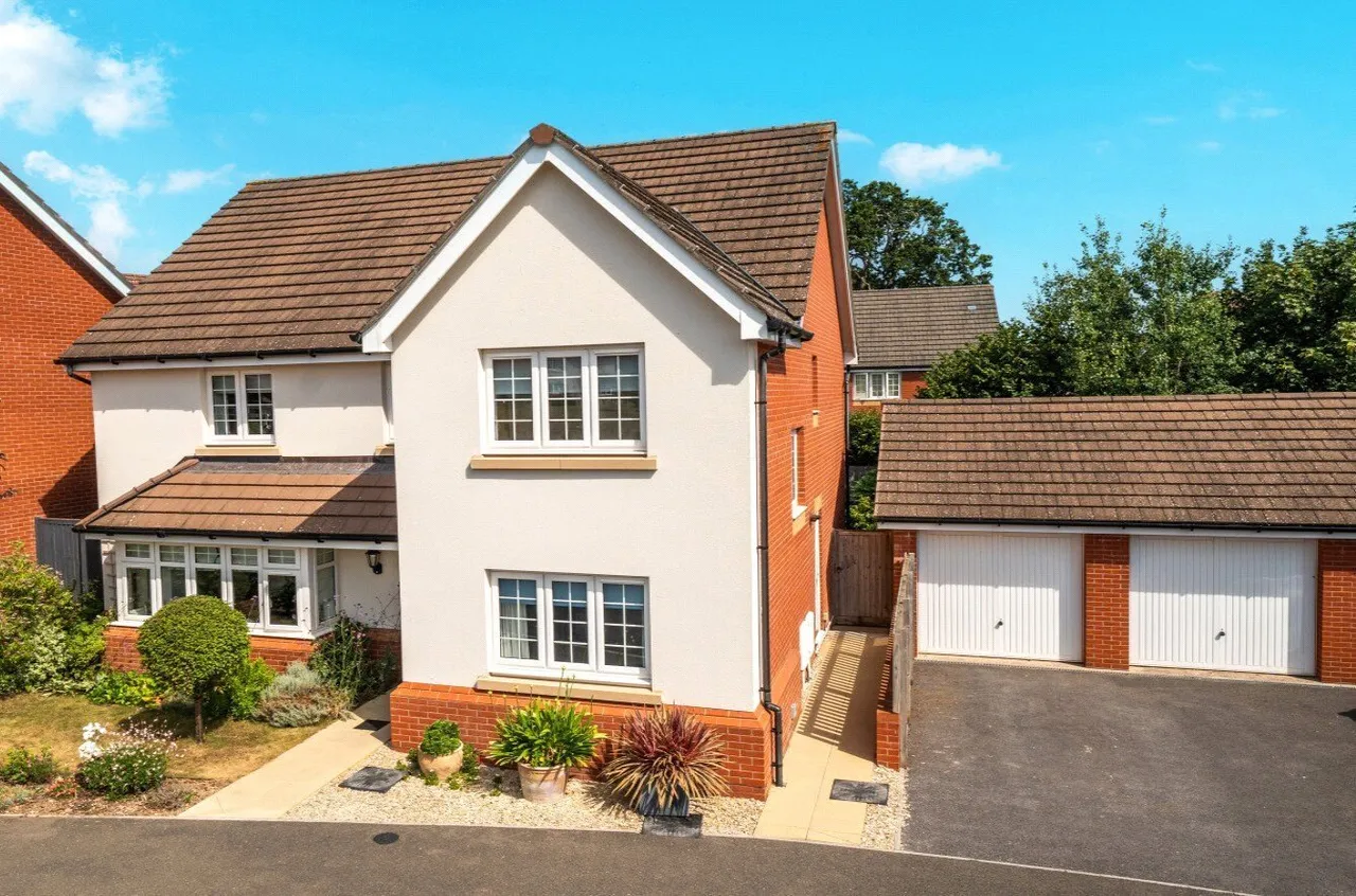 5 bed property for sale — Barrel Close, Ottery St. Mary, Devon, EX11