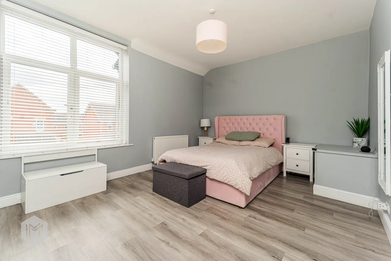 Lowes Road, Bury, BL9 6PW, photo 16