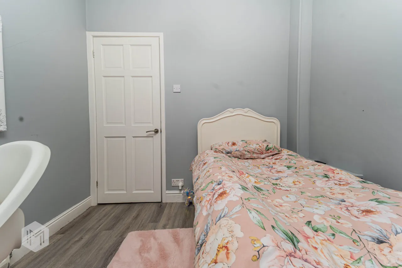 Lowes Road, Bury, BL9 6PW, photo 10