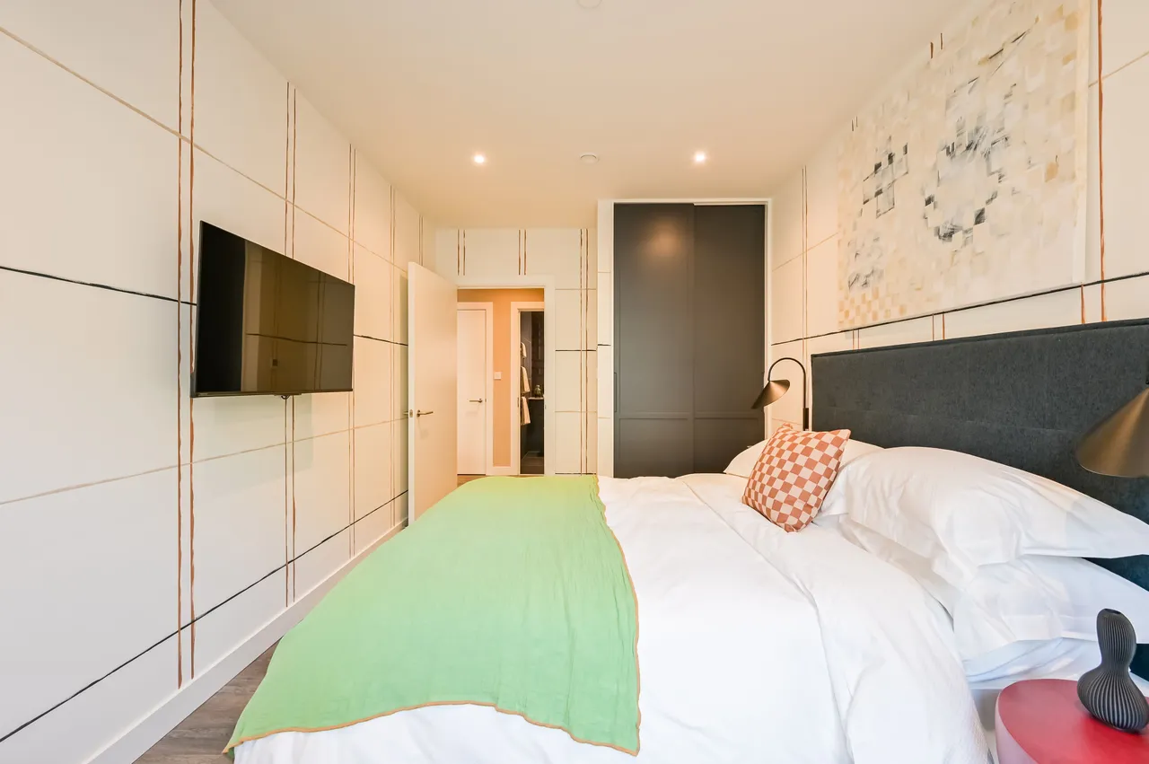 London, E20, photo 25