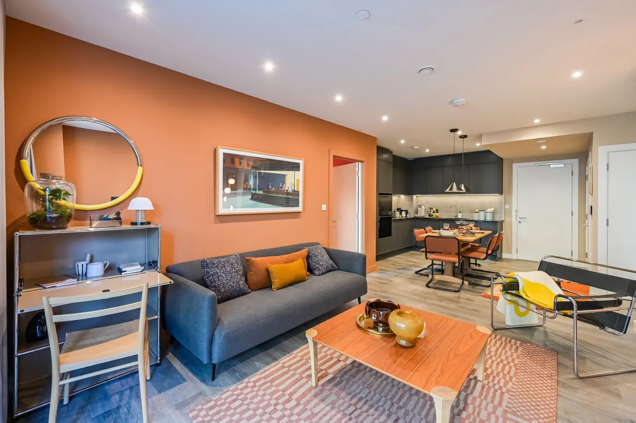 London, E20, photo 20