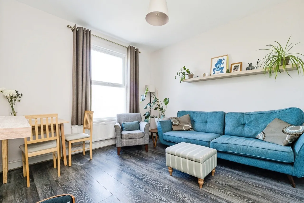 Leigh Road, East Ham, London, E6, photo 3