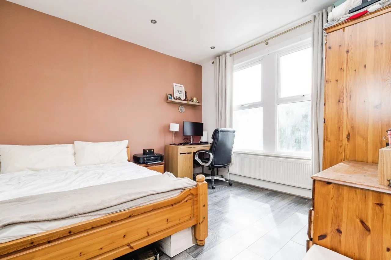 Leigh Road, East Ham, London, E6, photo 2