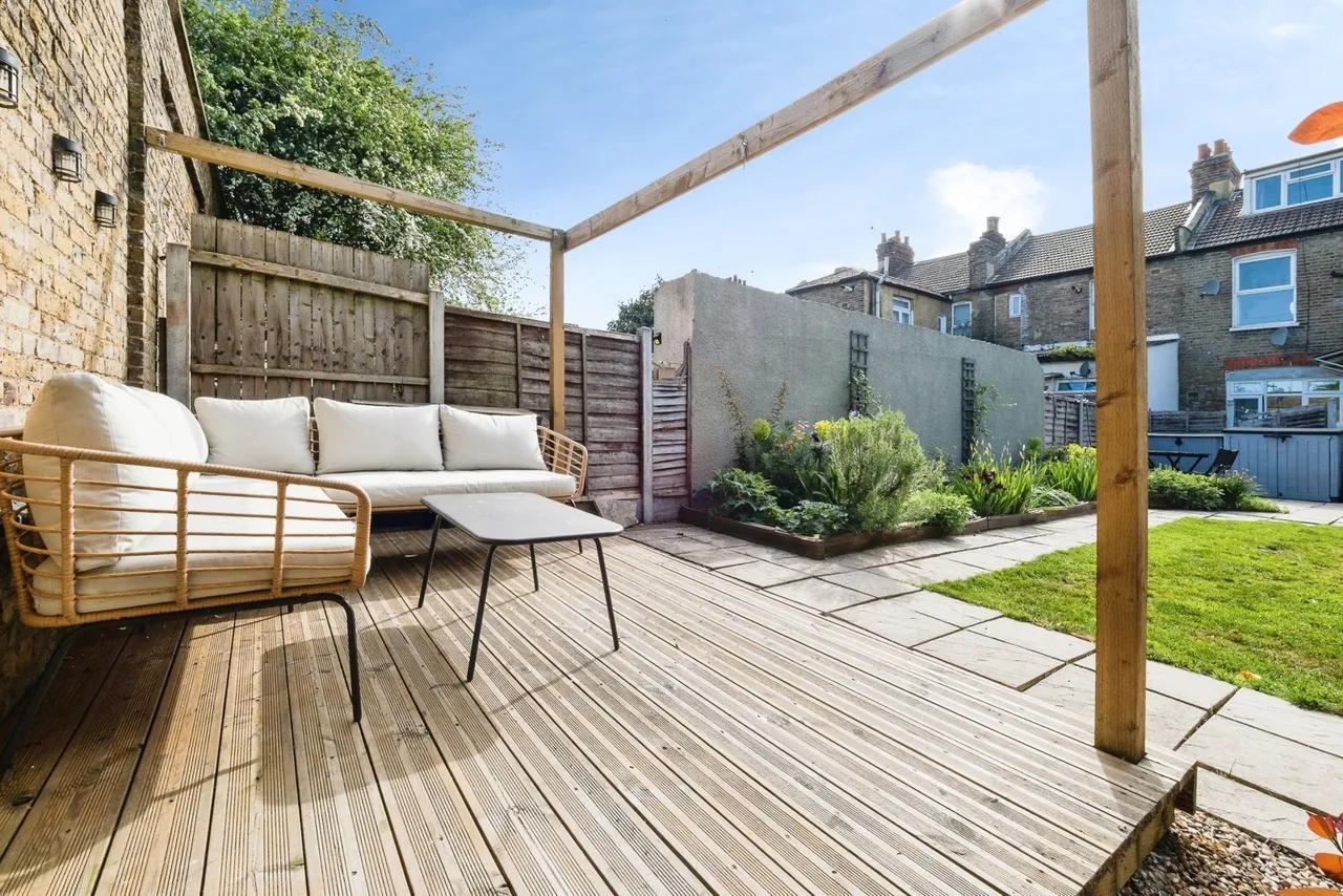 Leigh Road, East Ham, London, E6, photo 12