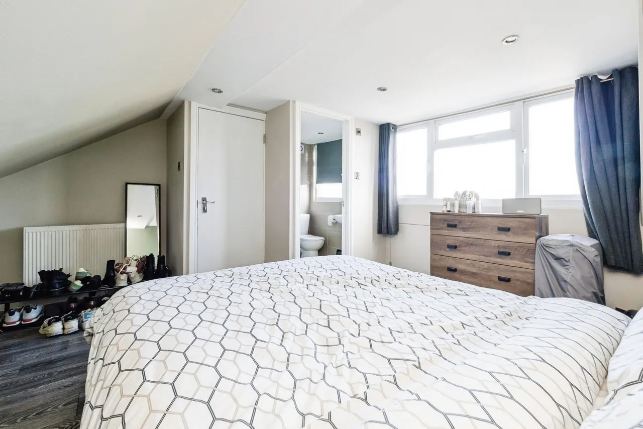 Leigh Road, East Ham, London, E6, photo 5