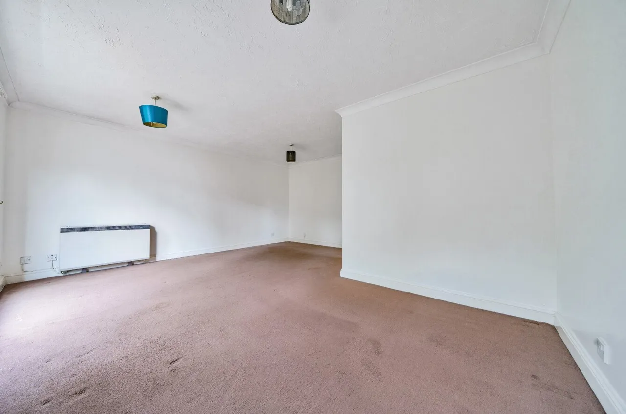 Waterside Court, Alton, GU34, photo 11