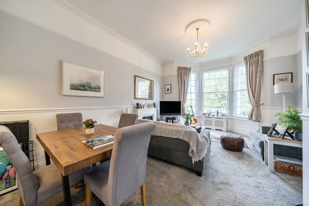 Forest Road, Horsham, RH12, photo 4