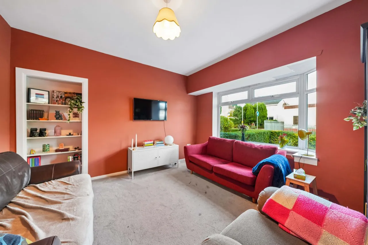 Orchard Park Avenue, Giffnock, G46, photo 2