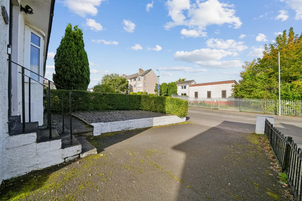 Orchard Park Avenue, Giffnock, G46, photo 21