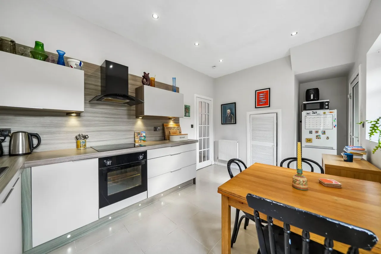 Orchard Park Avenue, Giffnock, G46, photo 6