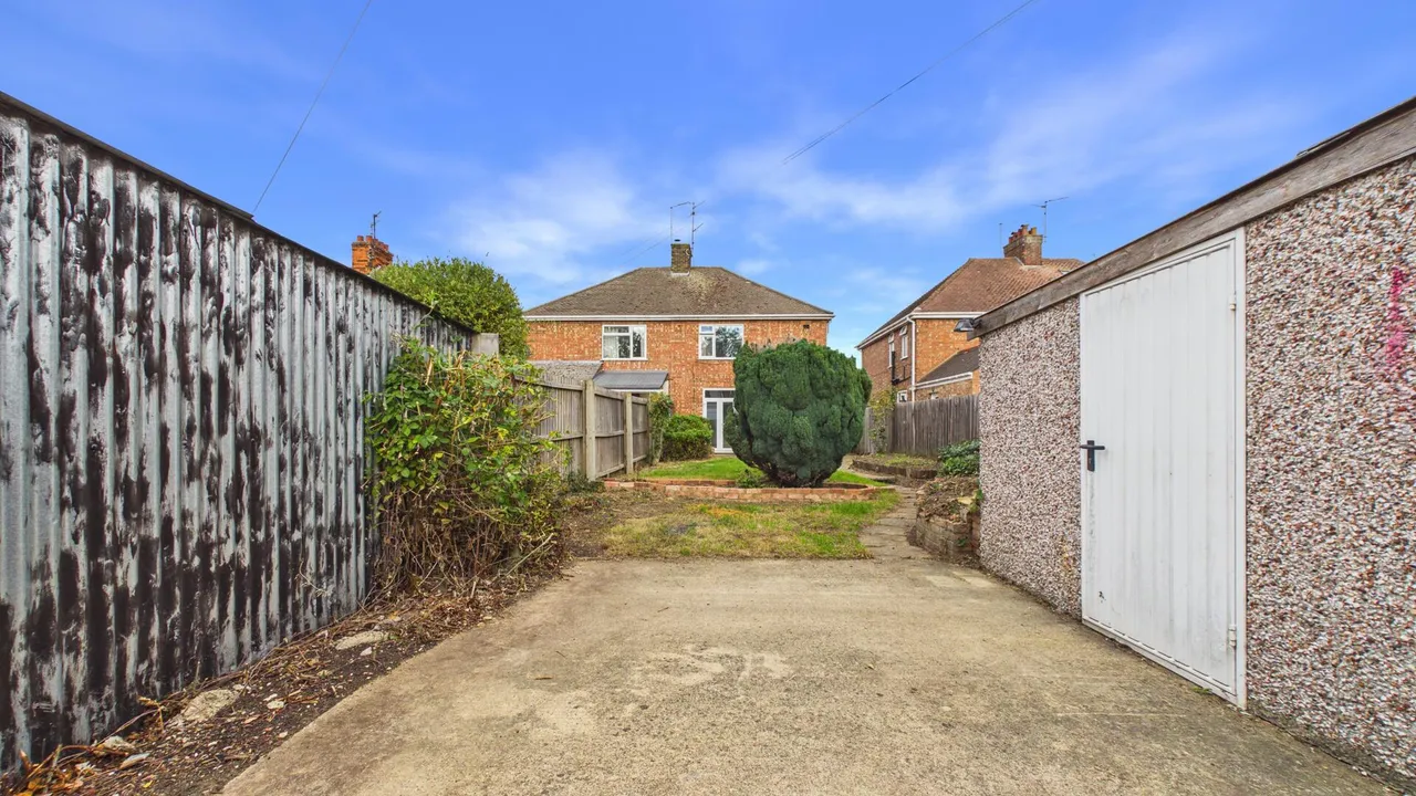 Lincoln Road, Peterborough, PE4, photo 2