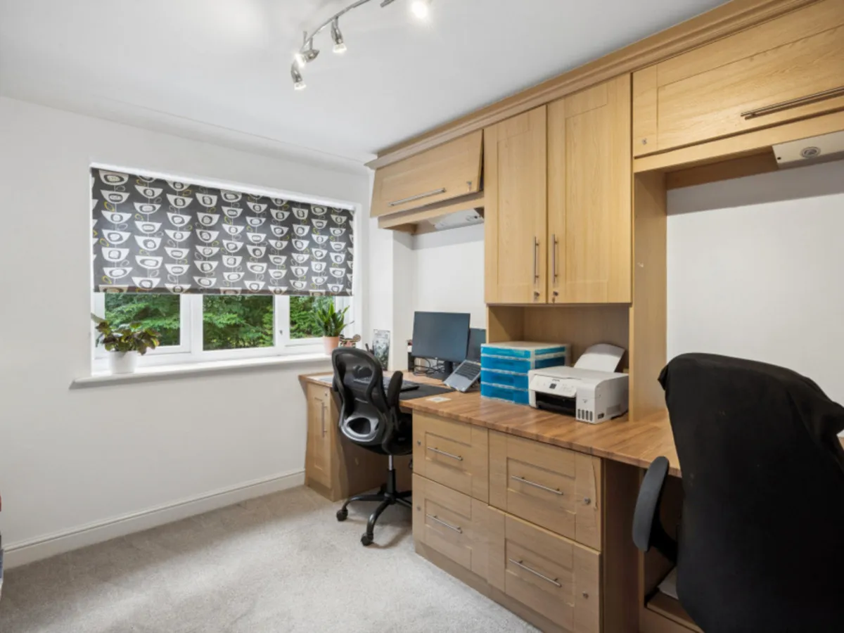 Amersham Road, Hazlemere, HP15, photo 16