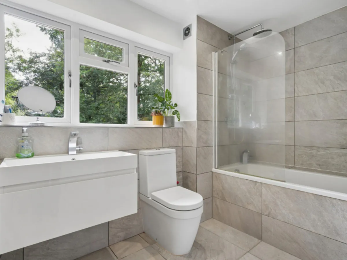 Amersham Road, Hazlemere, HP15, photo 14