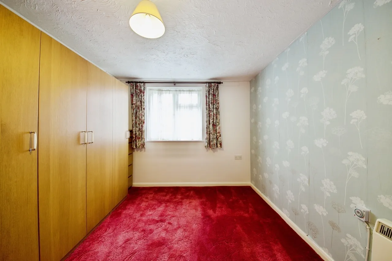 Watermans, Junction Road, Romford, RM1, photo 8