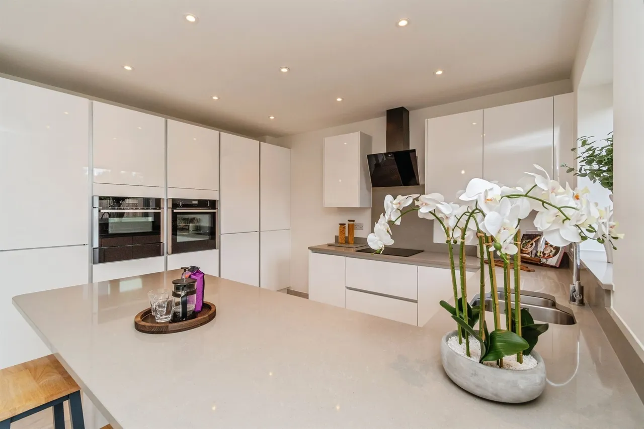 Whittington Grove, Bloxwich, WS3, photo 6