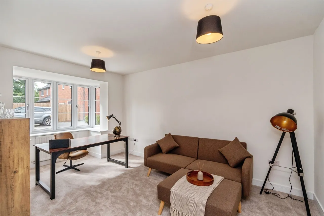 Whittington Grove, Bloxwich, WS3, photo 9
