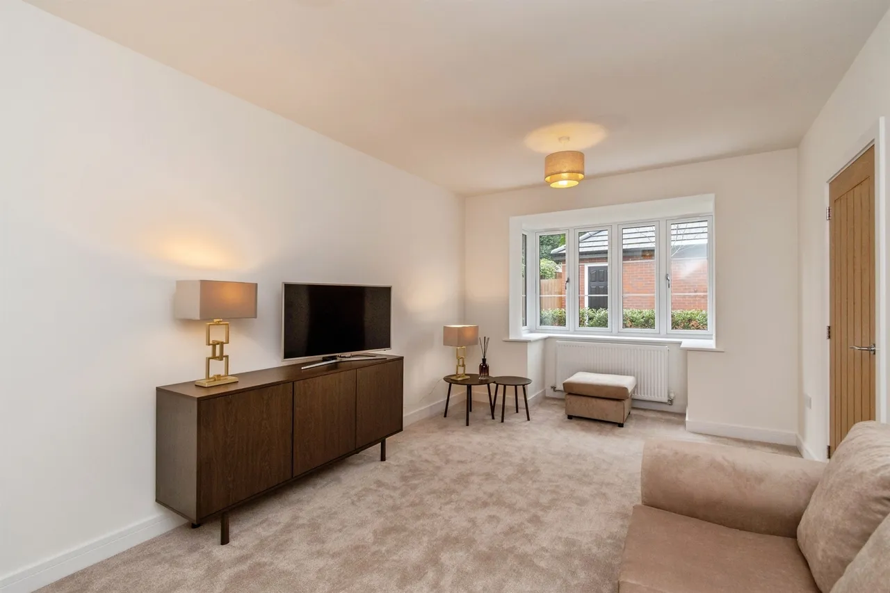 Whittington Grove, Bloxwich, WS3, photo 13