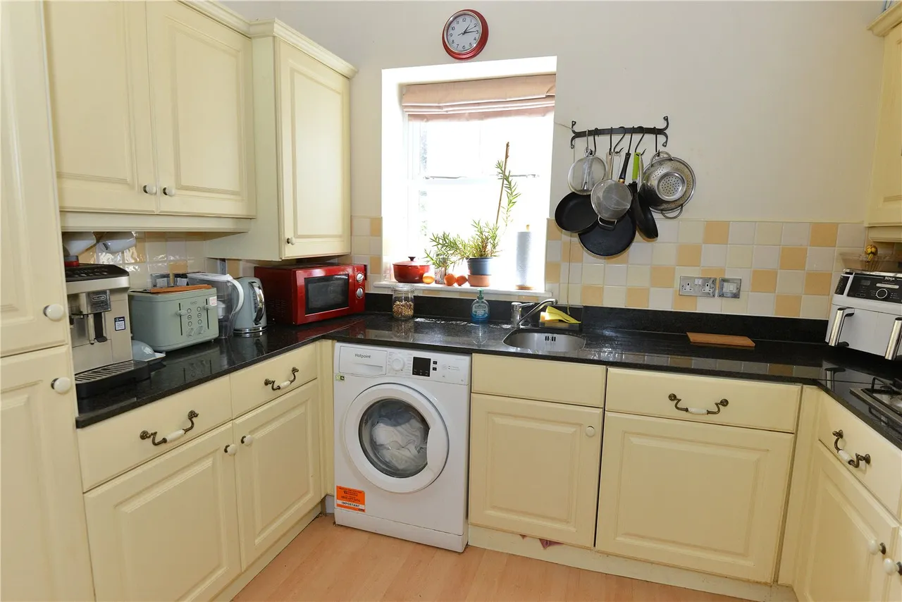 Highfield Hall, Fordingbridge, Hampshire, SP6 3BS, photo 2