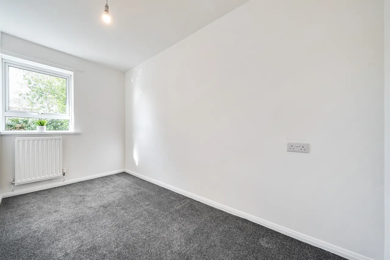 Snedshill Way, Snedshill, TF2, photo 10