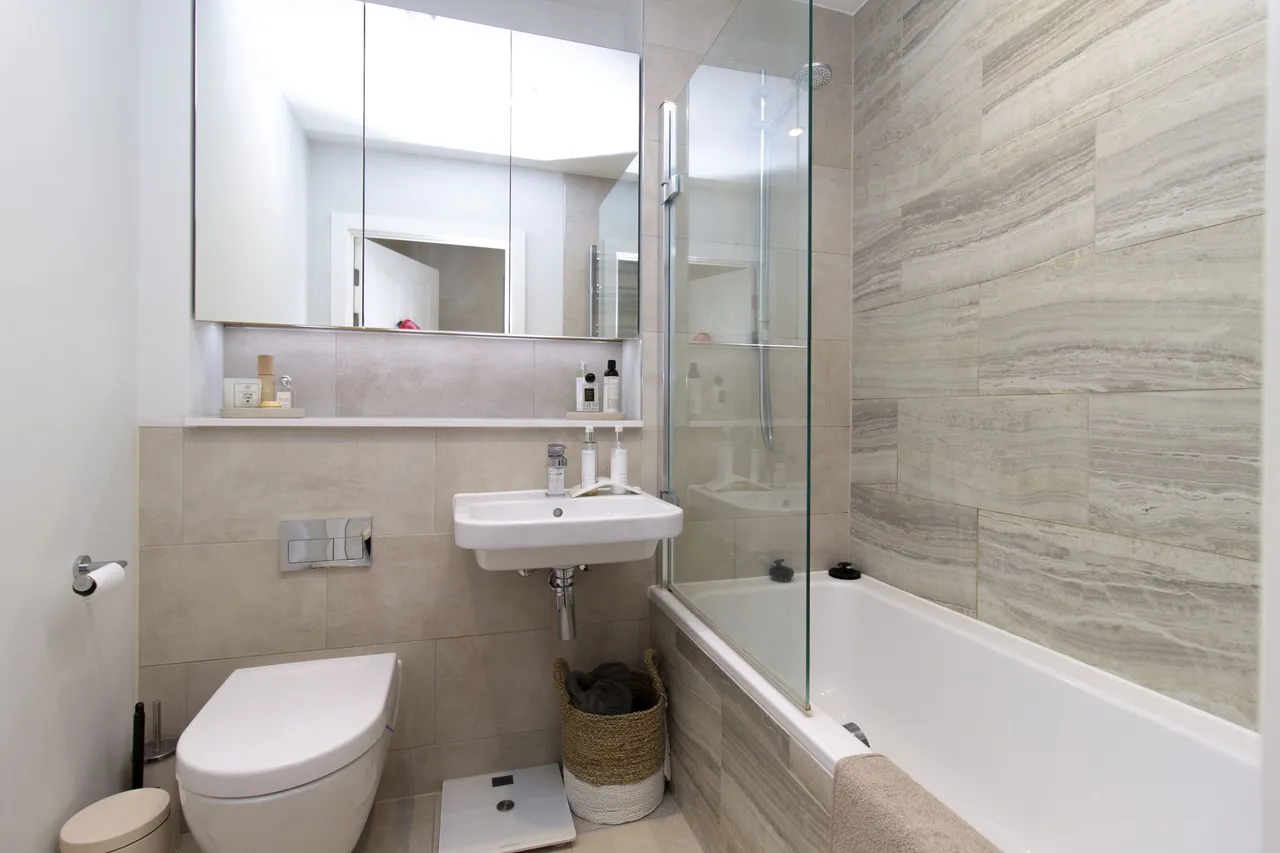 Cedar Lodge, Sundew Avenue, Fleet, GU51 3LD, photo 9