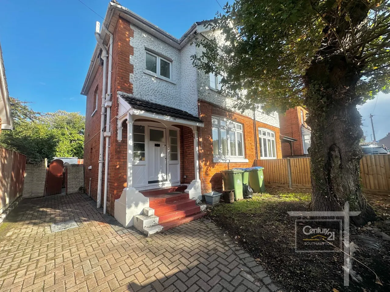 3 bed property to rent, Dale Road, Southampton, SO16