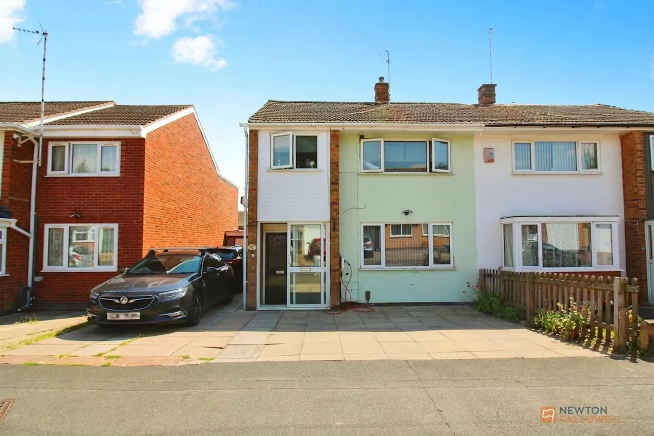 3 bed house for sale, Dovedale Road, Thurmaston, LE4
