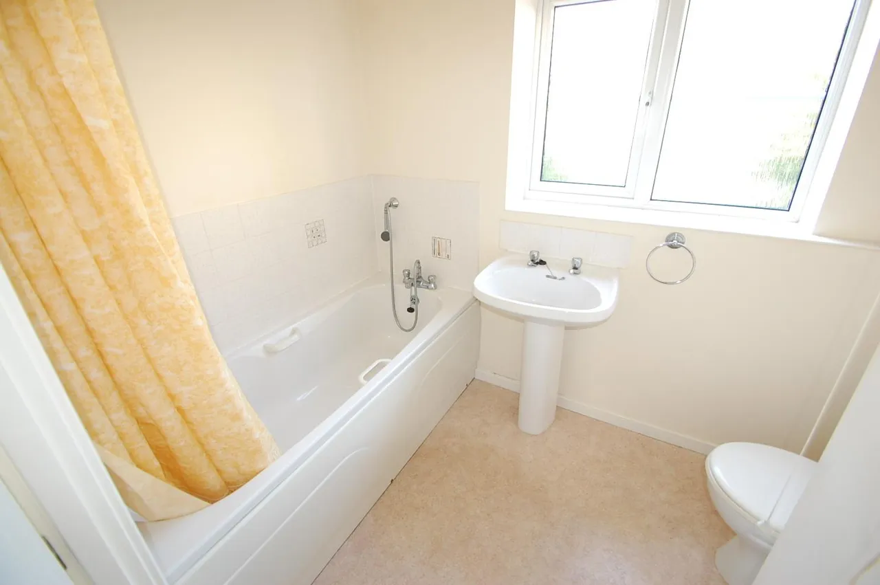 Horninglow Road, Burton upon Trent, DE13, photo 4
