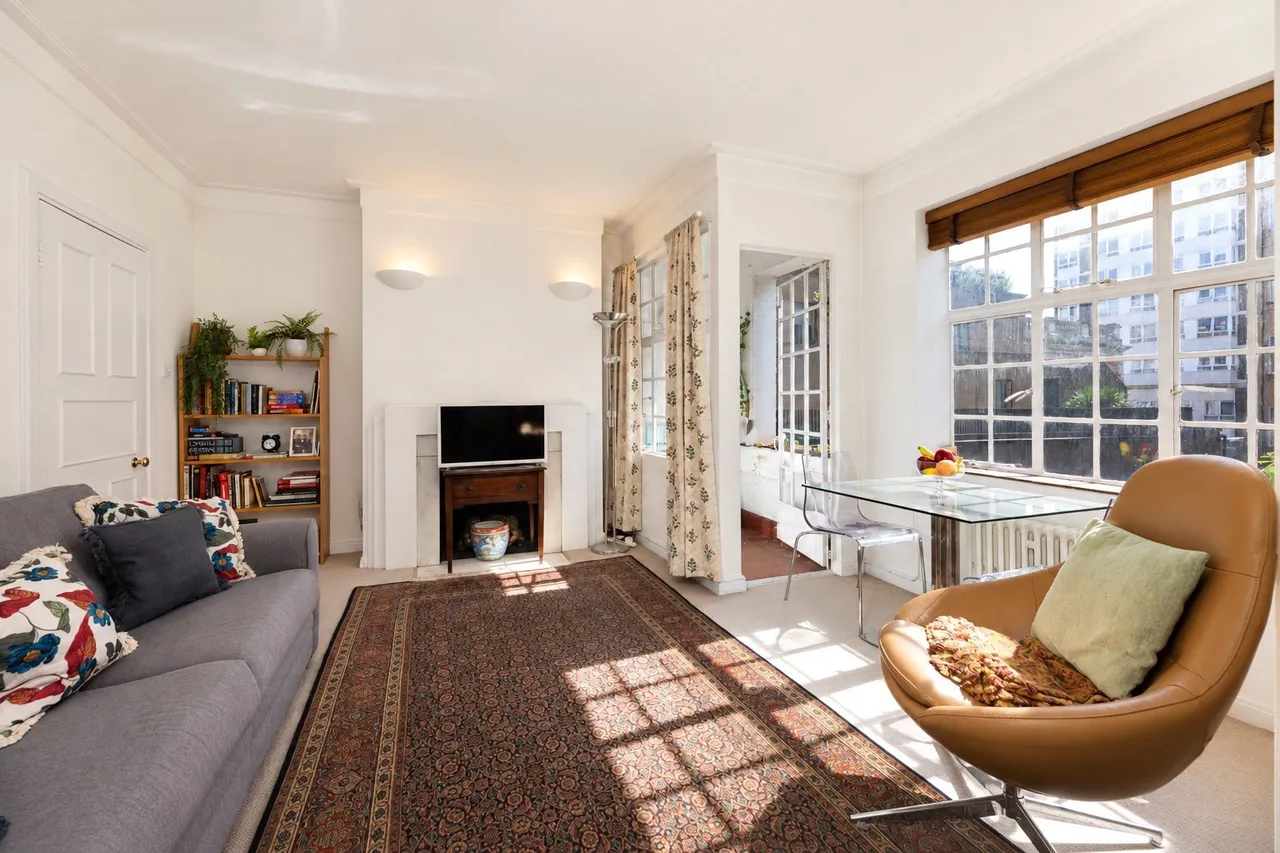 Kings Road, Chelsea, London, SW3, photo 2
