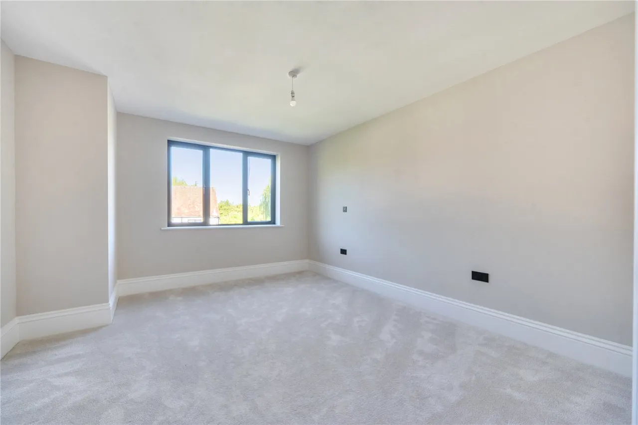Mill Lane, HP8, photo 23