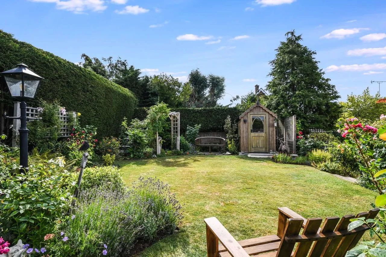 The Heights, Danbury, Chelmsford, Essex, CM3 4AG, photo 11