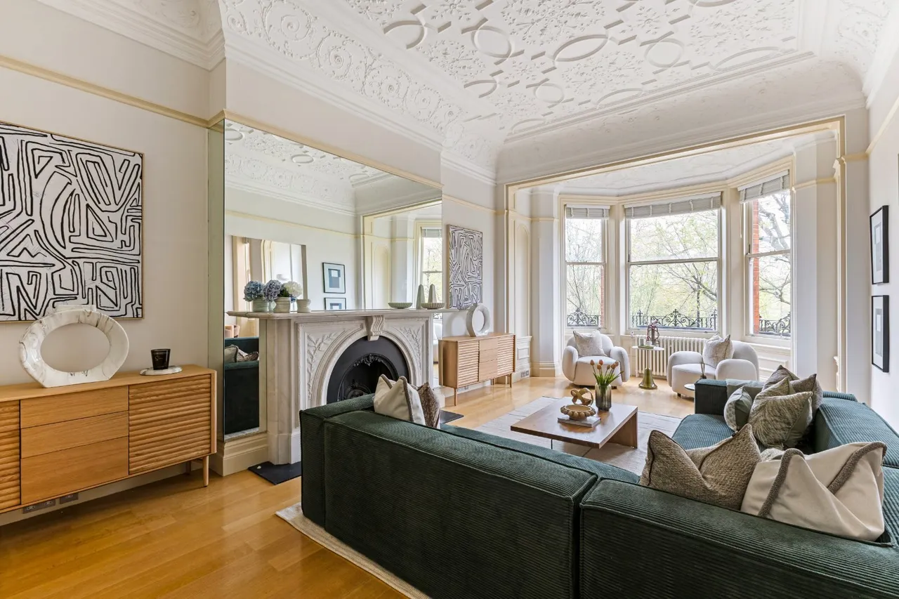 Knightsbridge, London, SW1X, photo 2