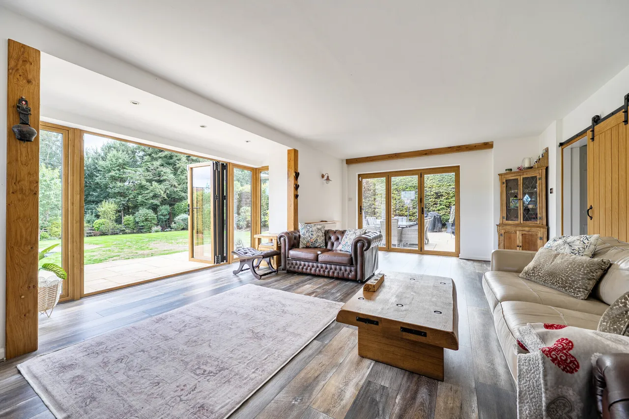 Bell Meadow, Godstone, RH9, photo 2