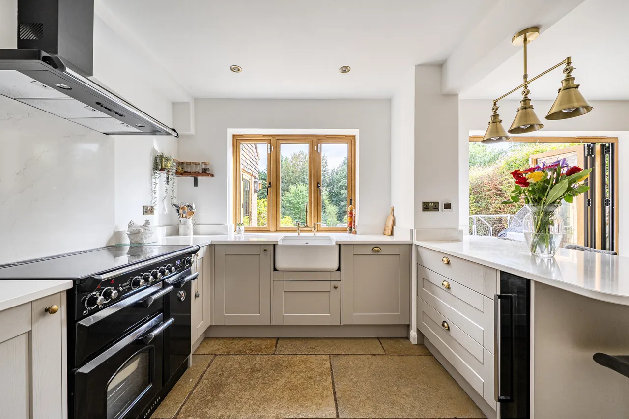 Bell Meadow, Godstone, RH9, photo 3