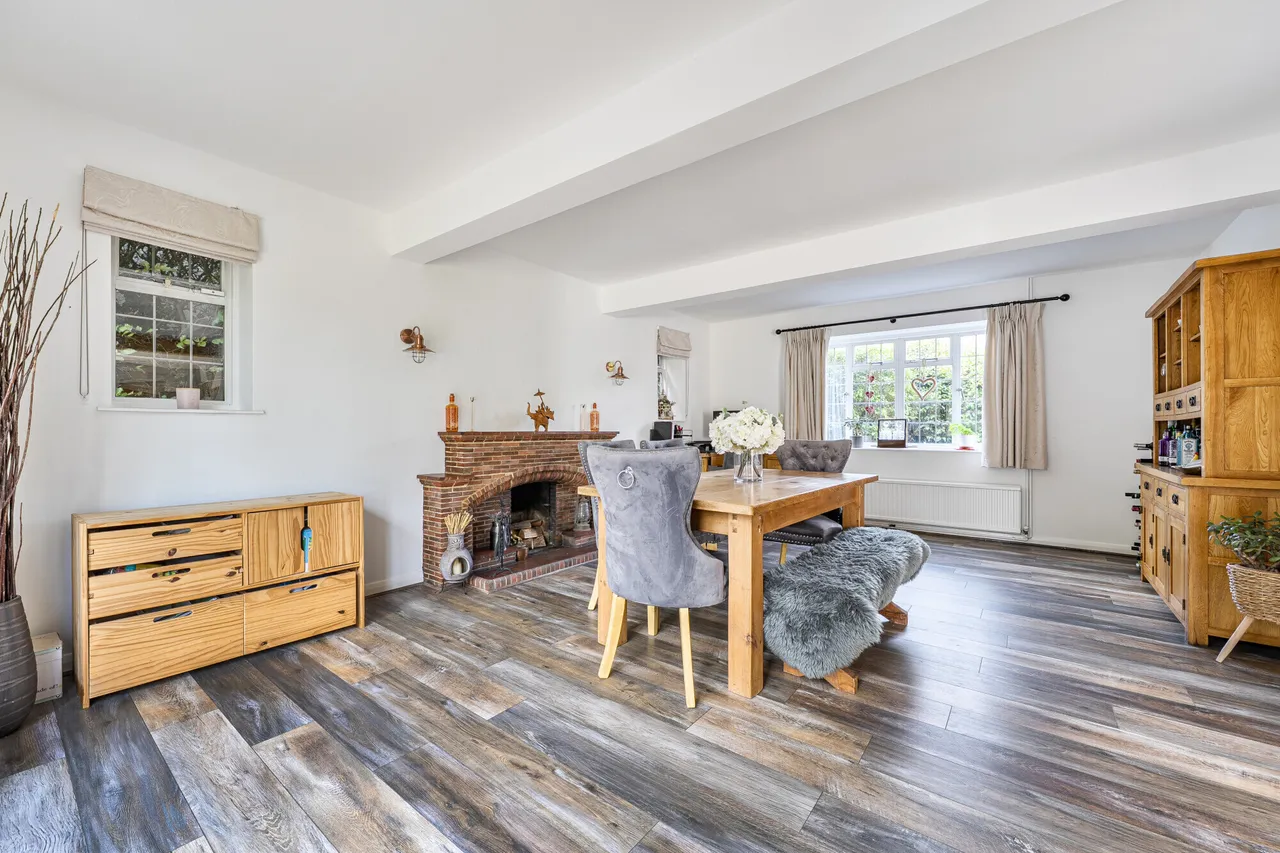 Bell Meadow, Godstone, RH9, photo 6