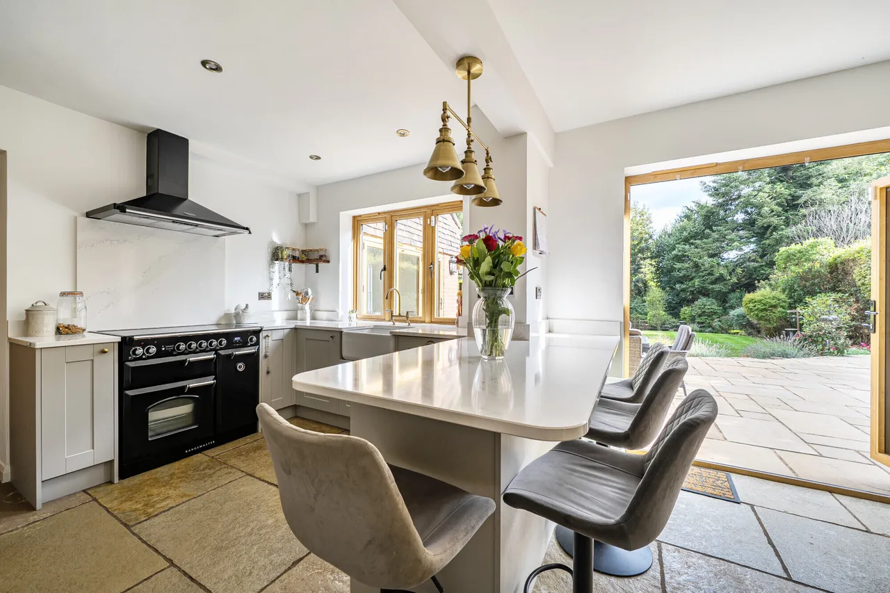 Bell Meadow, Godstone, RH9, photo 9