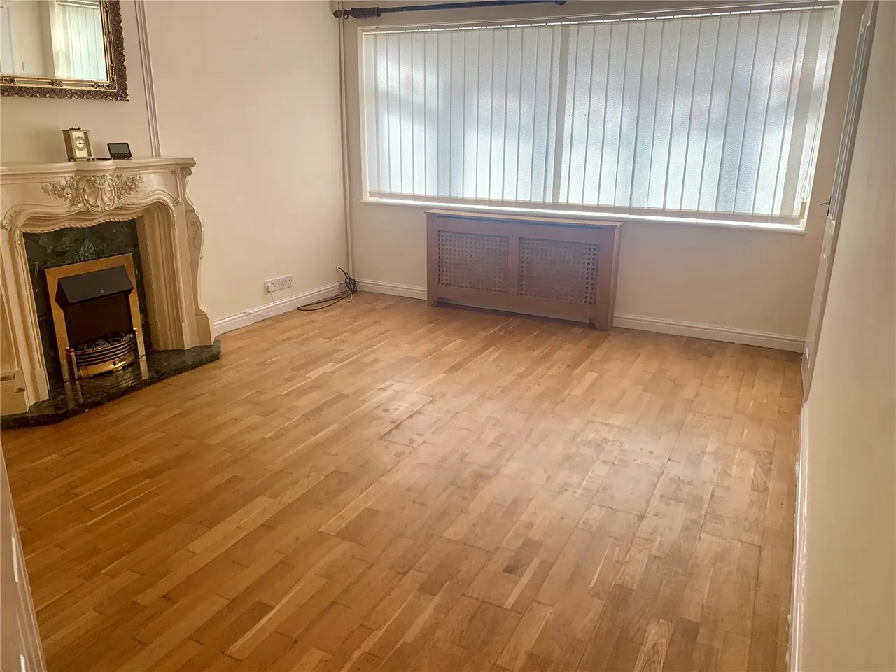 Beverley Drive, Kirkby-in-Ashfield, Nottingham, Nottinghamshire, NG17, photo 3