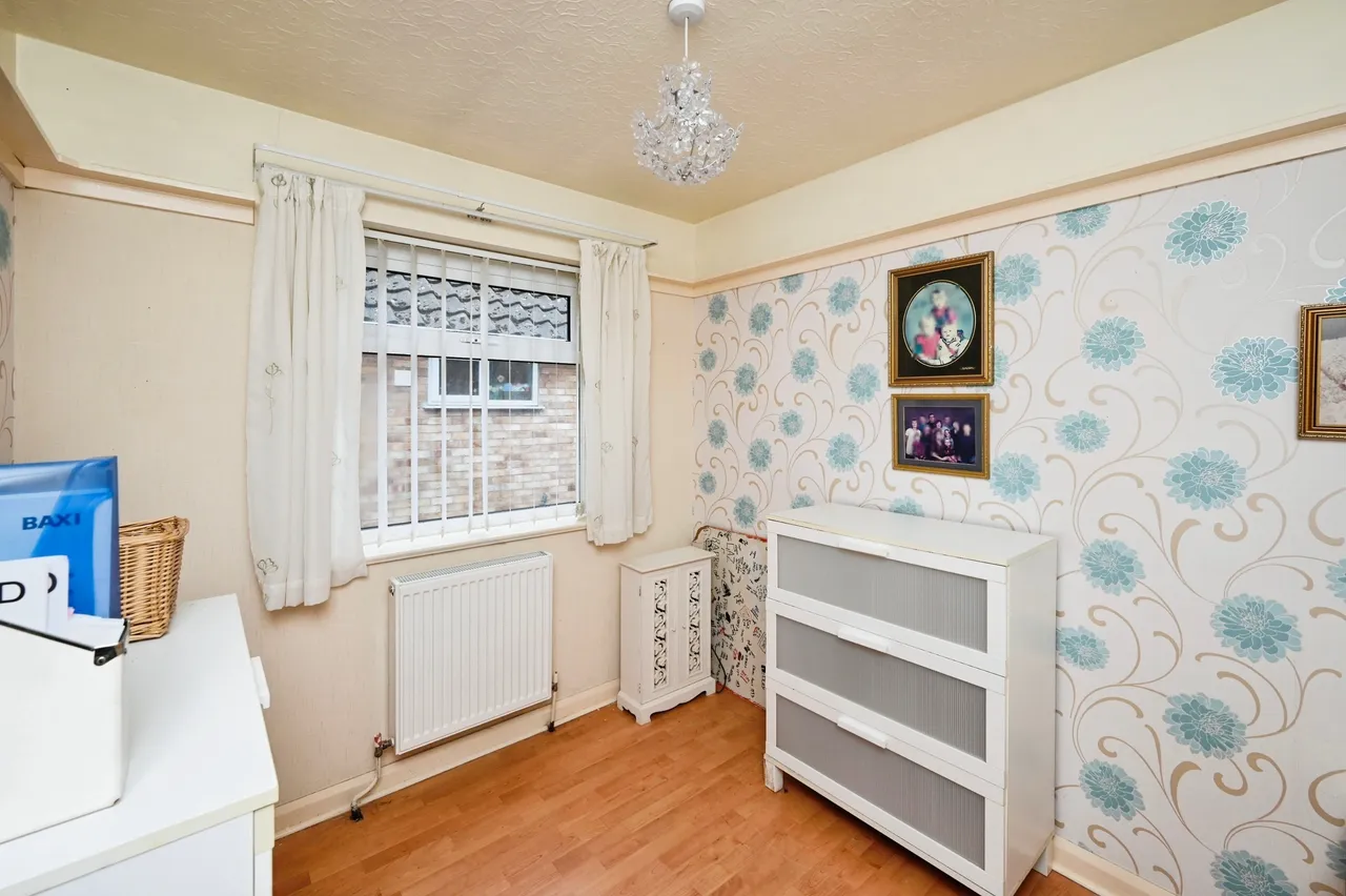 Beverley Drive, Kirkby-in-Ashfield, Nottingham, Nottinghamshire, NG17, photo 12
