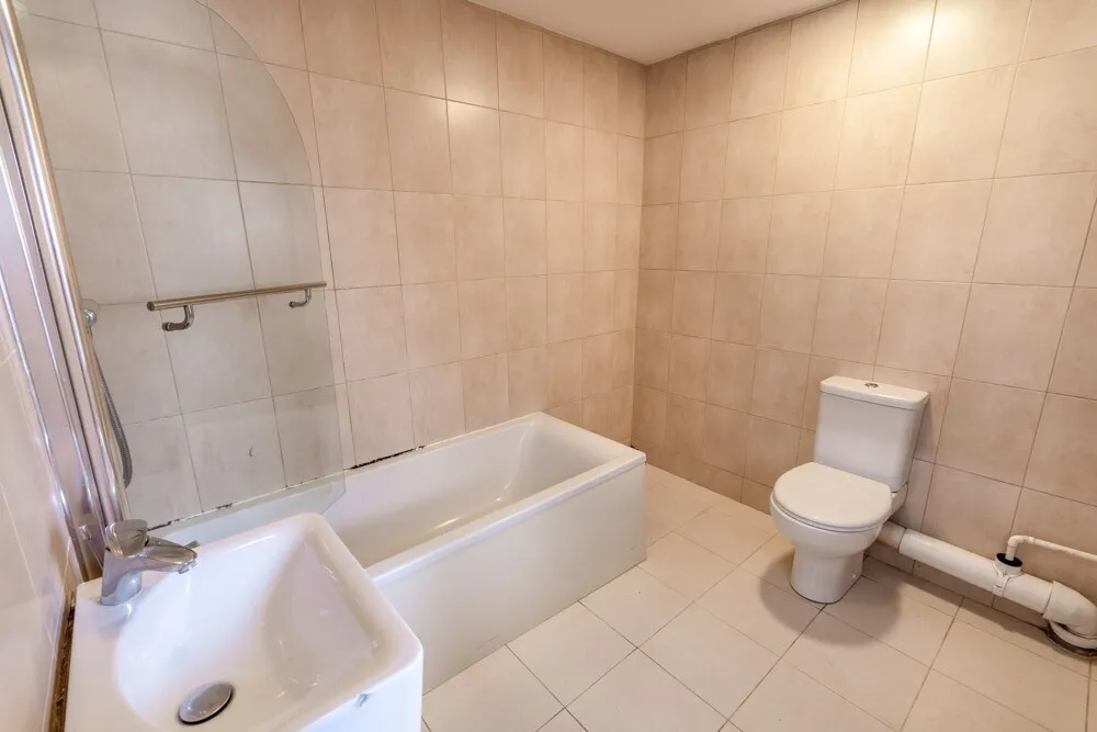 Tunnel Road, RETFORD, photo 6