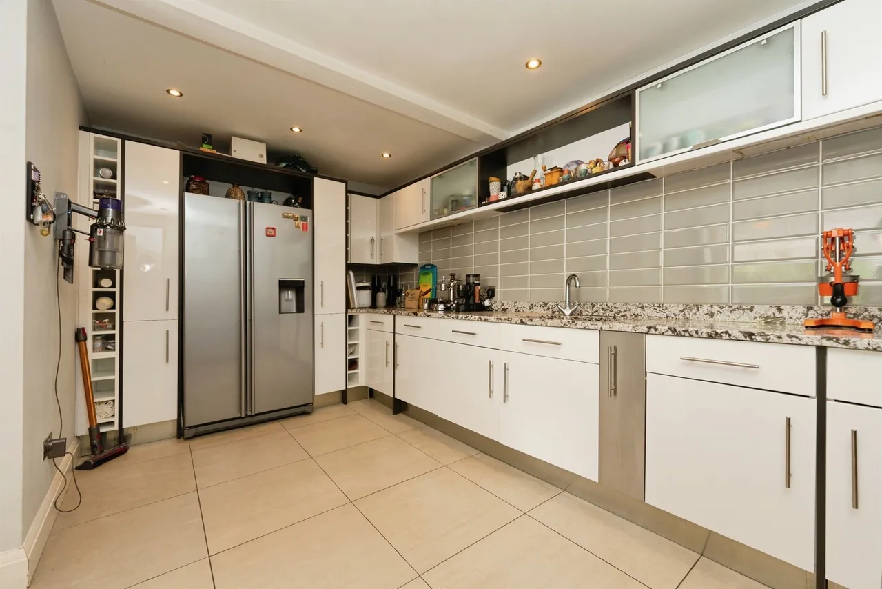 Beechcroft Road, Bushey, WD23, photo 22