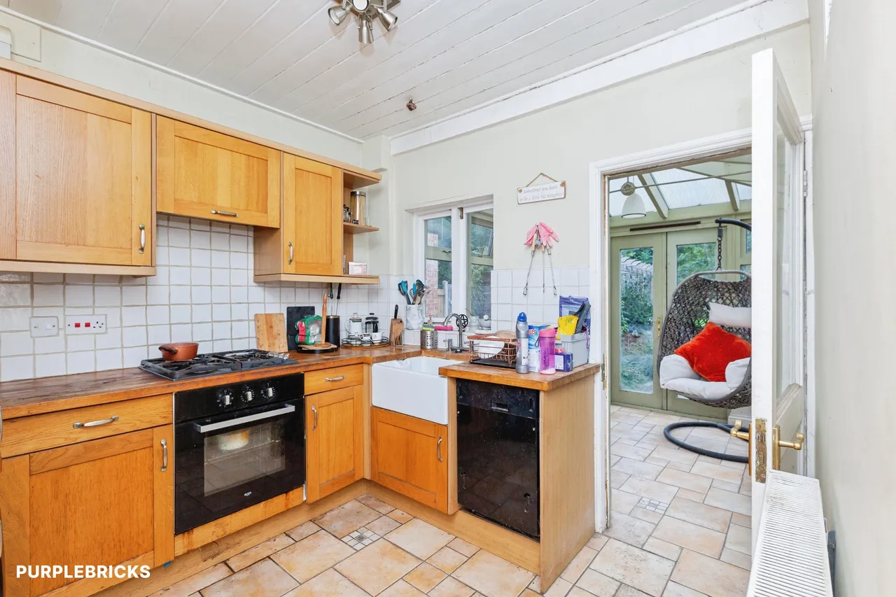 High Street, Great Glen, LE8, photo 12