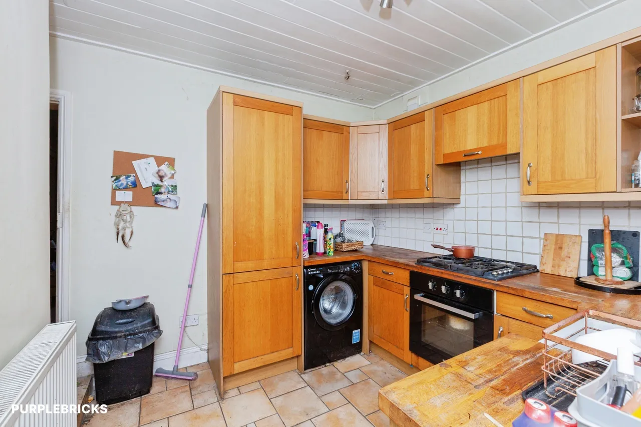 High Street, Great Glen, LE8, photo 13