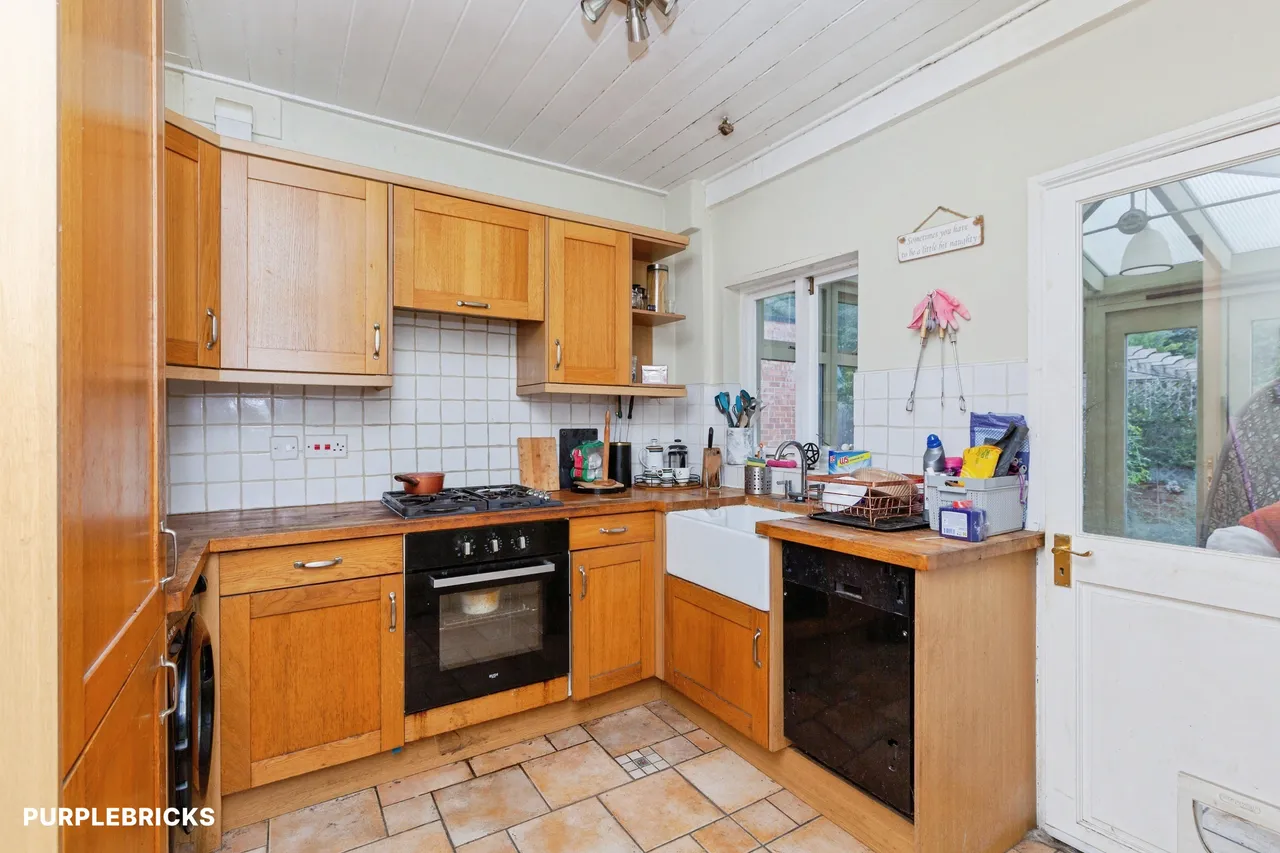 High Street, Great Glen, LE8, photo 11